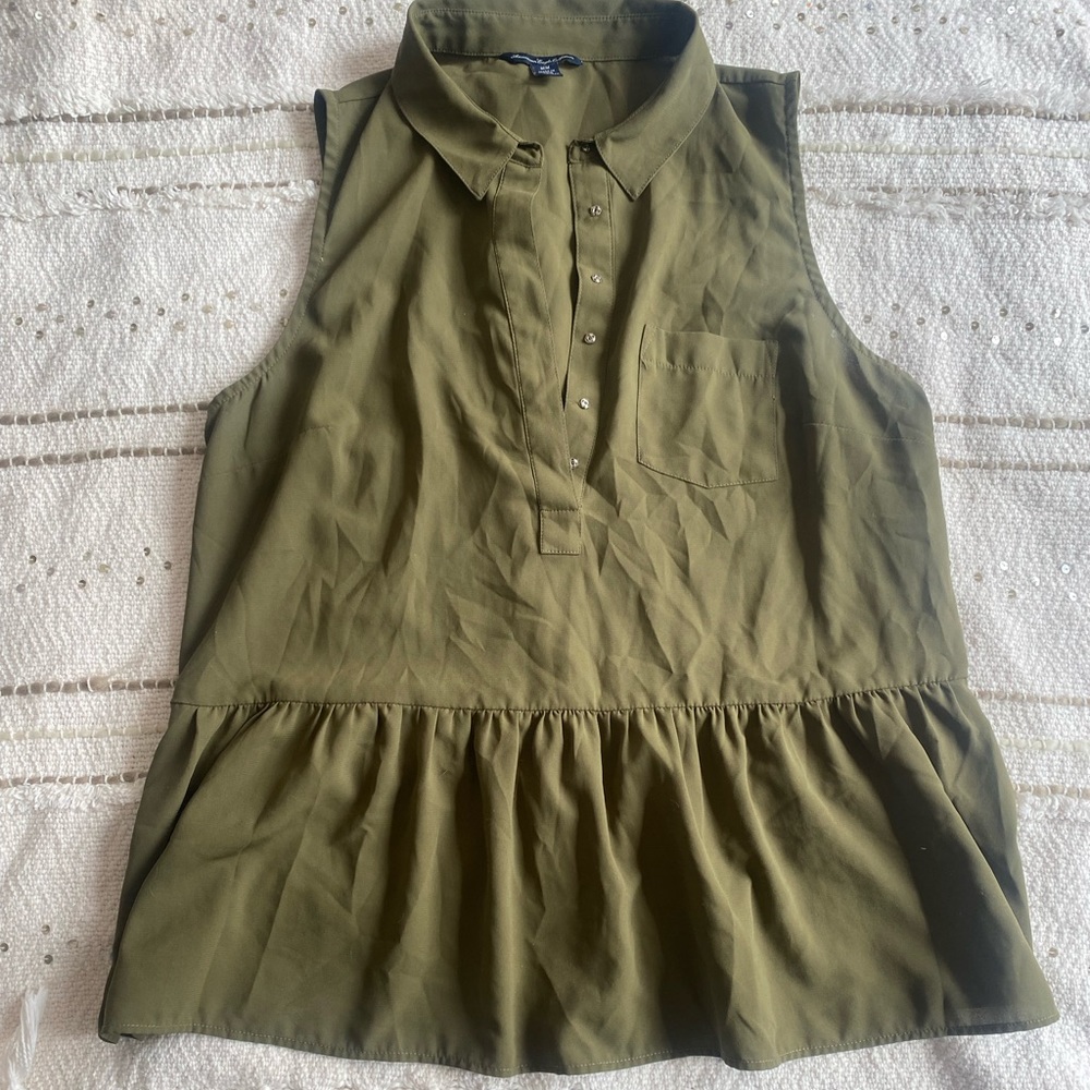 American Eagle Tank Size Medium